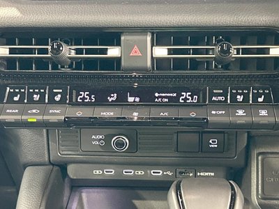 2025 Toyota LAND CRUISER 250 — миниатюра 60