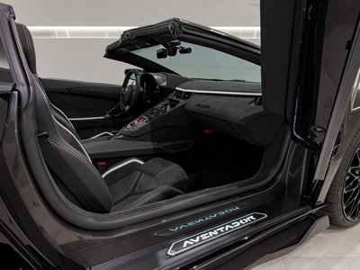 2022 Lamborghini AVENTADOR ROADSTER 缩略图 24