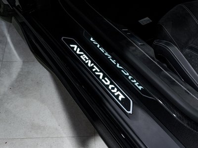 2022 Lamborghini AVENTADOR ROADSTER 缩略图 26