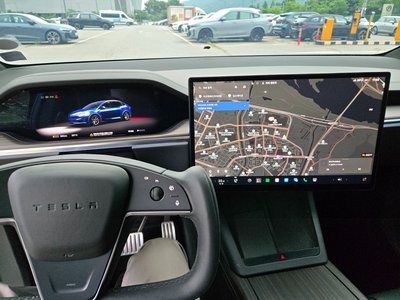 2023 Tesla MODEL X — миниатюра 11