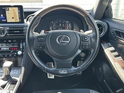 صورة مصغرة 3 لـ 2022 Lexus IS