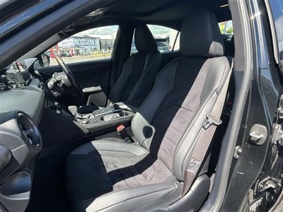 صورة مصغرة 21 لـ 2022 Lexus IS