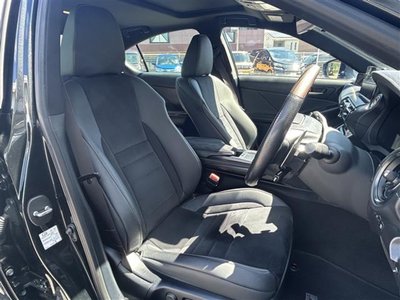 صورة مصغرة 16 لـ 2022 Lexus IS