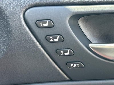 صورة مصغرة 46 لـ 2022 Lexus IS