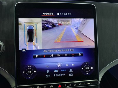 MERCEDES-BENZ EQS - 7