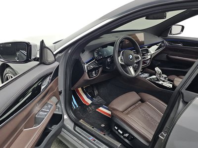 BMW 6 SERIES GT - 10