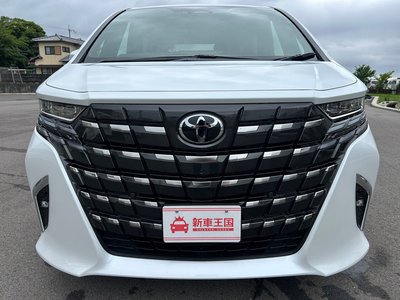 2026 TOYOTA ALPHARD photo 9