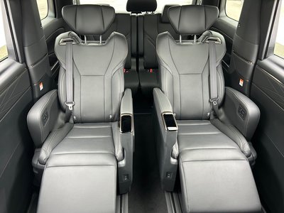 2026 TOYOTA ALPHARD photo 7