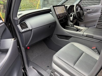 TOYOTA ALPHARD - 10