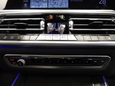 2022 BMW X5 — миниатюра 61