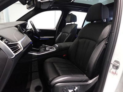 2022 BMW X5 — миниатюра 26