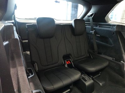 2022 BMW X5 — миниатюра 24