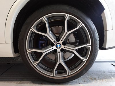 2022 BMW X5 — миниатюра 17
