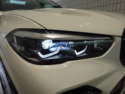 2022 BMW X5 — миниатюра 76