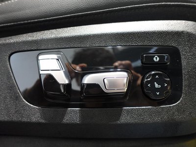 2022 BMW X5 — миниатюра 42