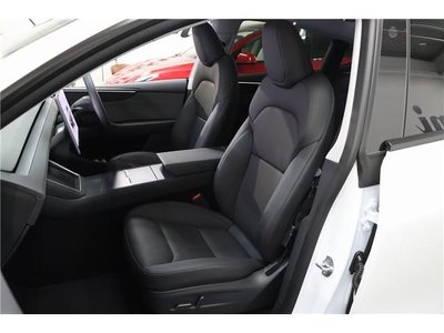 صورة مصغرة 11 لـ 2025 Tesla MODEL Y