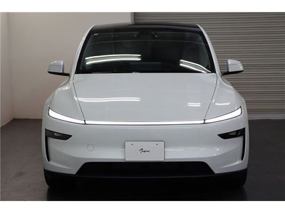 صورة 6 لـ 2025 Tesla MODEL Y