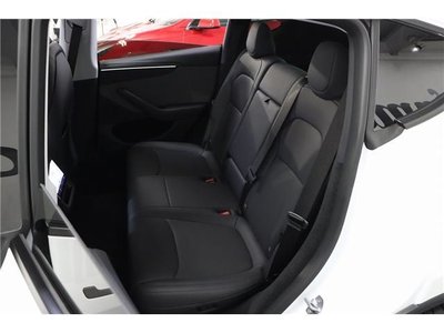 صورة مصغرة 12 لـ 2025 Tesla MODEL Y