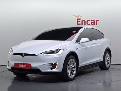 TESLA MODEL X - 1