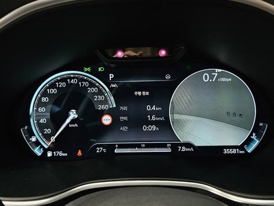 2022 Genesis G80 (RG3) thumbnail 11