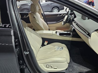 2022 Genesis G80 (RG3) thumbnail 16