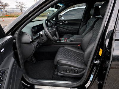 صورة 3 لـ 2025 Genesis GV80