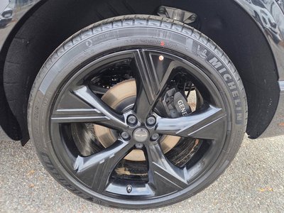 صورة 8 لـ 2025 Genesis GV80