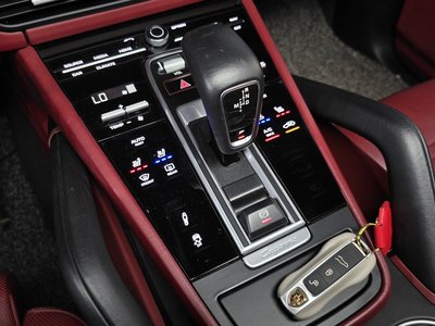 صورة مصغرة 12 لـ 2019 Porsche CAYENNE