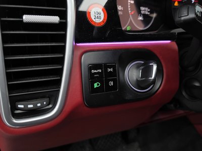 صورة مصغرة 27 لـ 2019 Porsche CAYENNE