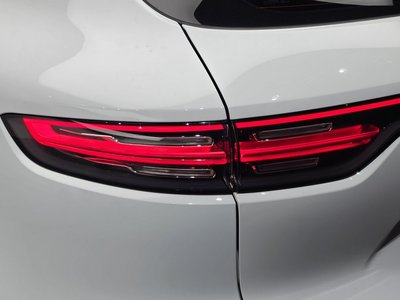2019 Porsche CAYENNE 照片 10