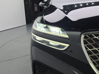 صورة 9 لـ 2022 Genesis GV70