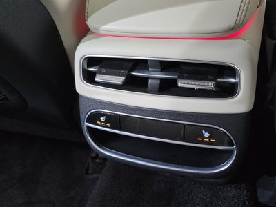 صورة مصغرة 32 لـ 2022 Genesis GV70