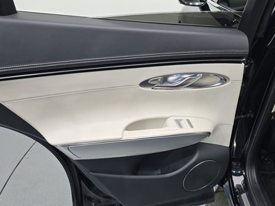 صورة مصغرة 15 لـ 2022 Genesis GV70