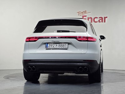 PORSCHE CAYENNE - 3
