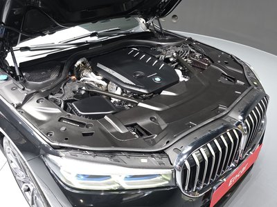 BMW 7 SERIES - 7