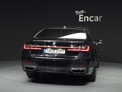 BMW 7 SERIES - 3