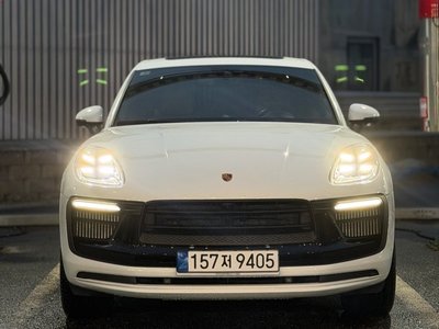 PORSCHE MACAN - 3
