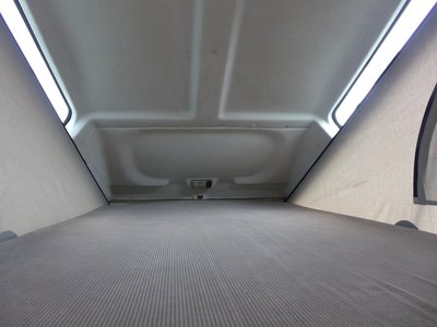 2009 LAND Rover DEFENDER — миниатюра 12