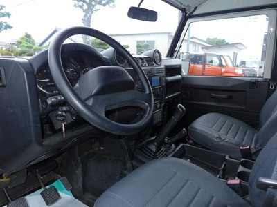 2009 LAND Rover DEFENDER — миниатюра 24