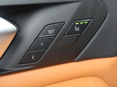 2020 BMW X5 缩略图 18