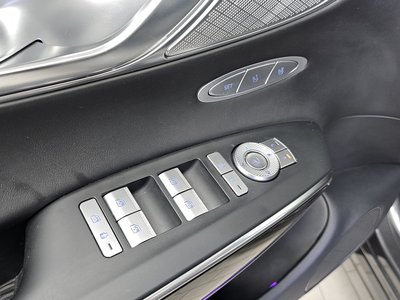 2021 Genesis GV70 — миниатюра 30