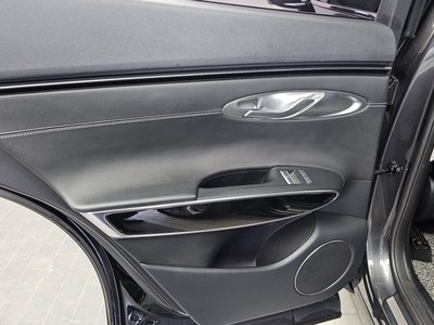 2021 Genesis GV70 — миниатюра 15