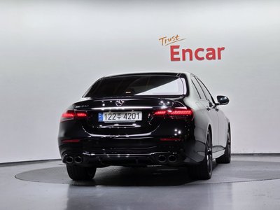 2022 Mercedes-BENZ E-CLASS — фото 4