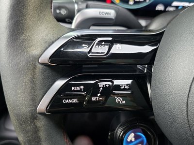 2022 Mercedes-BENZ E-CLASS 缩略图 32
