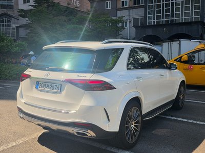 MERCEDES-BENZ GLE - 7