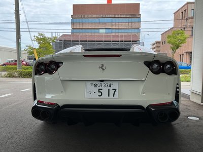صورة 8 لـ 2021 Ferrari 812 GTS