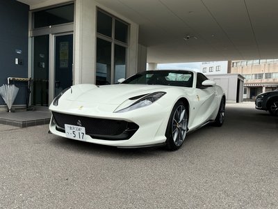 صورة 1 لـ 2021 Ferrari 812 GTS