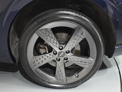 صورة 8 لـ 2021 Genesis GV70