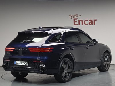 صورة 3 لـ 2021 Genesis GV70