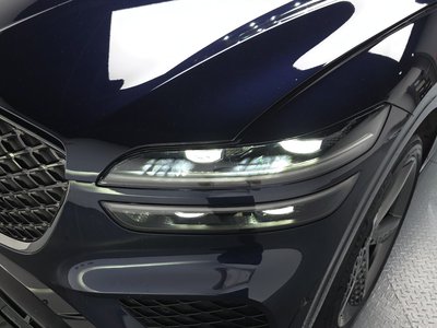 صورة 9 لـ 2021 Genesis GV70